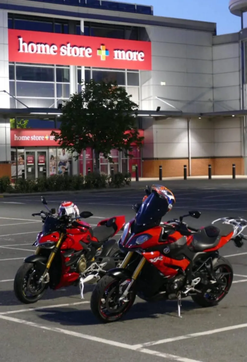 Ducati Street fighter v4s - Image 2