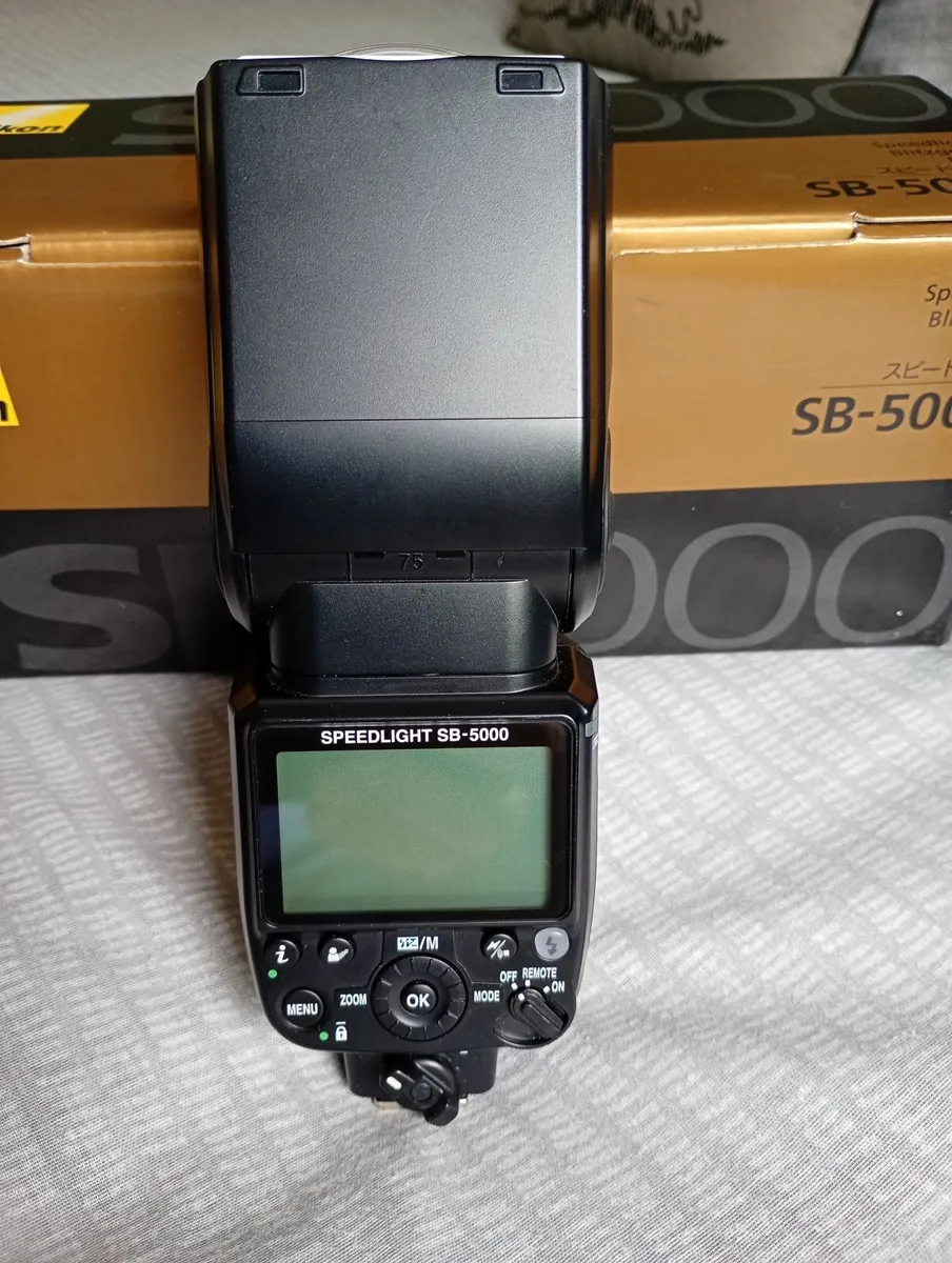 Nikon SB5000 Flashgun - Image 2