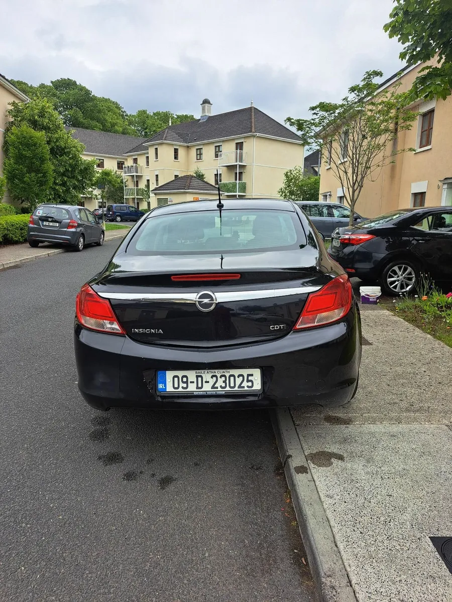 Opel Insignia 2009-Automatic - Image 3