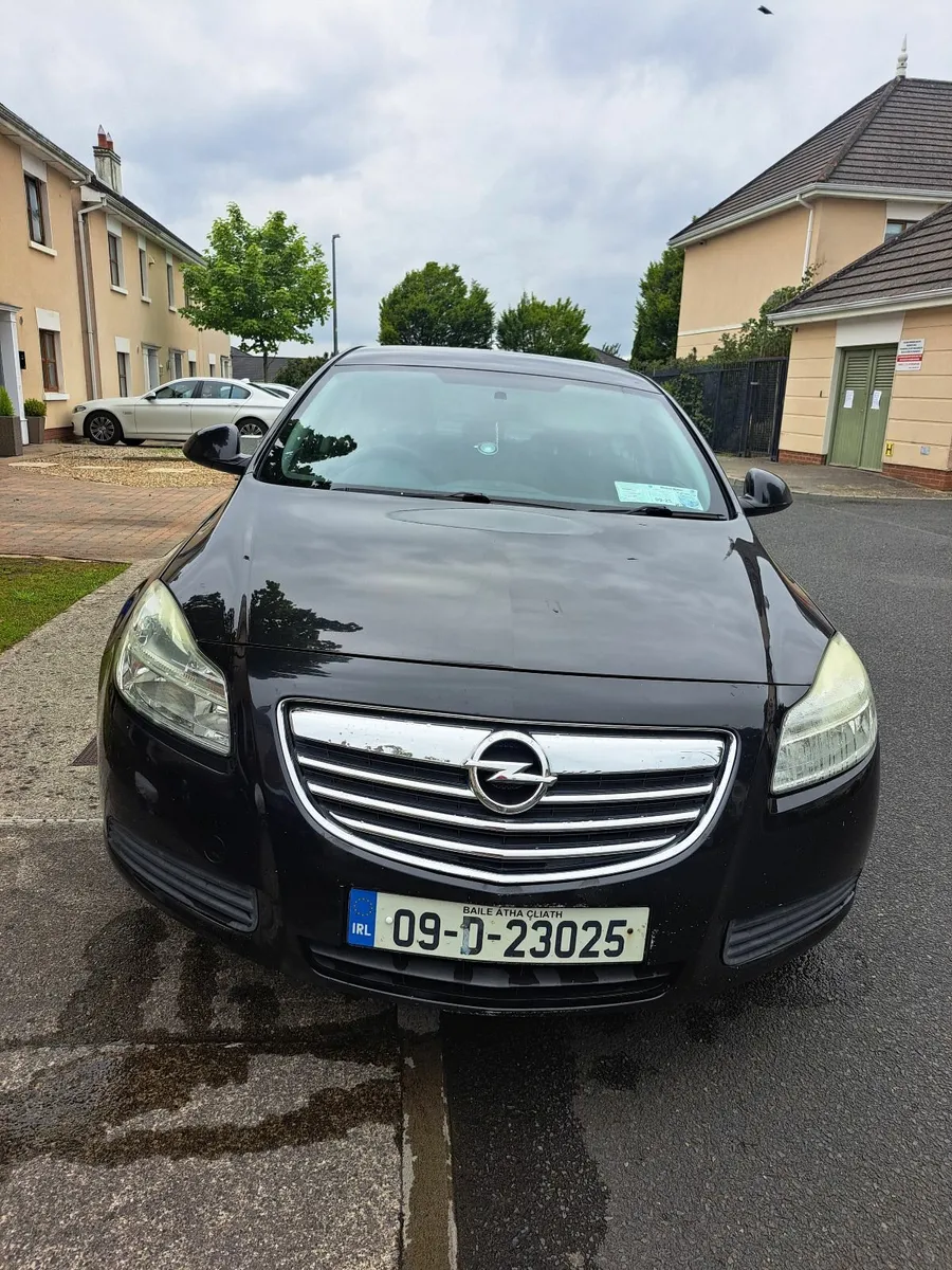 Opel Insignia 2009-Automatic - Image 1