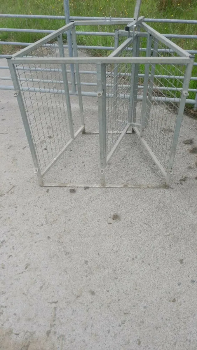 Drafting,Back Gate - Image 3