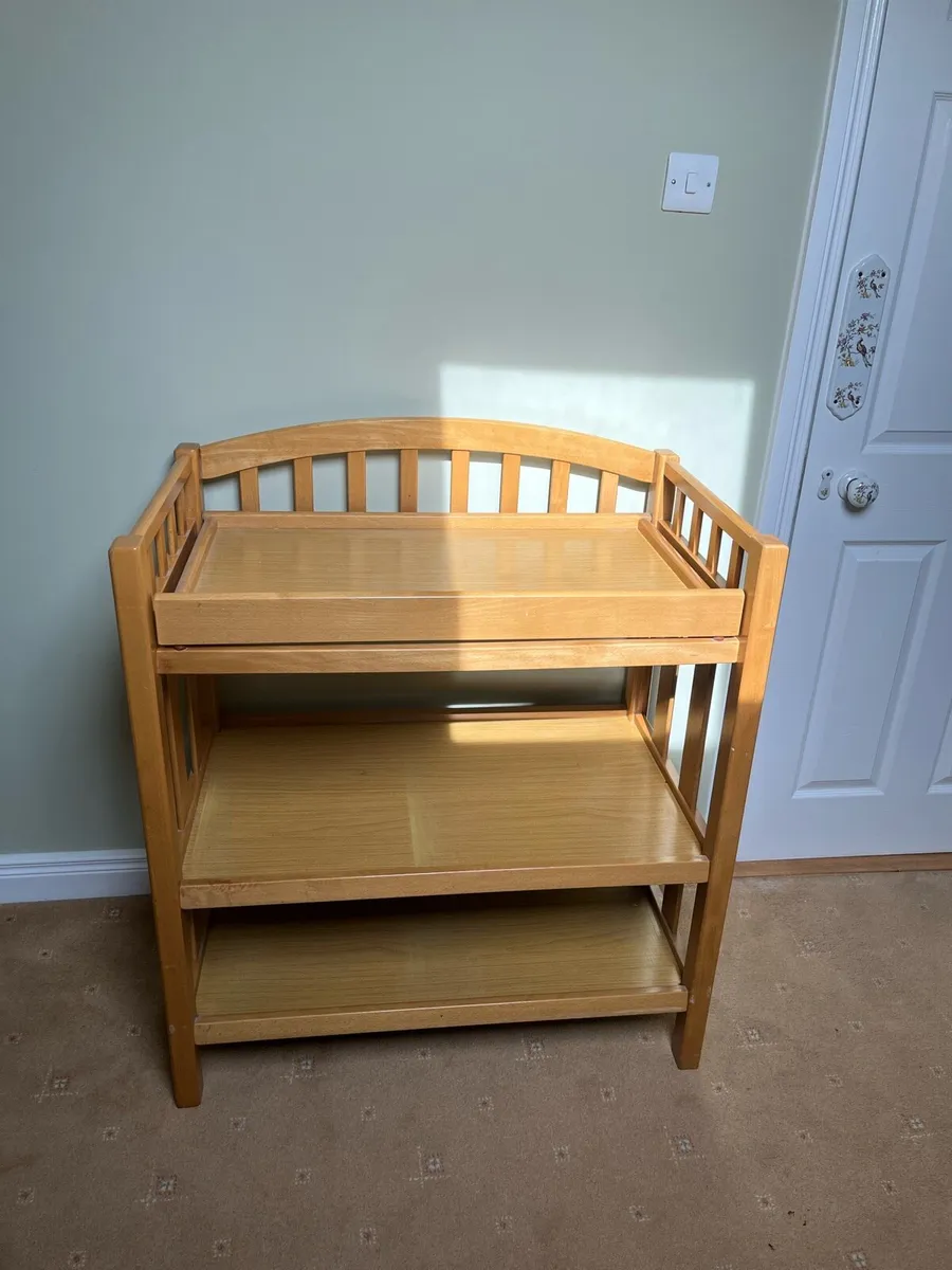 Baby changing unit - Image 1