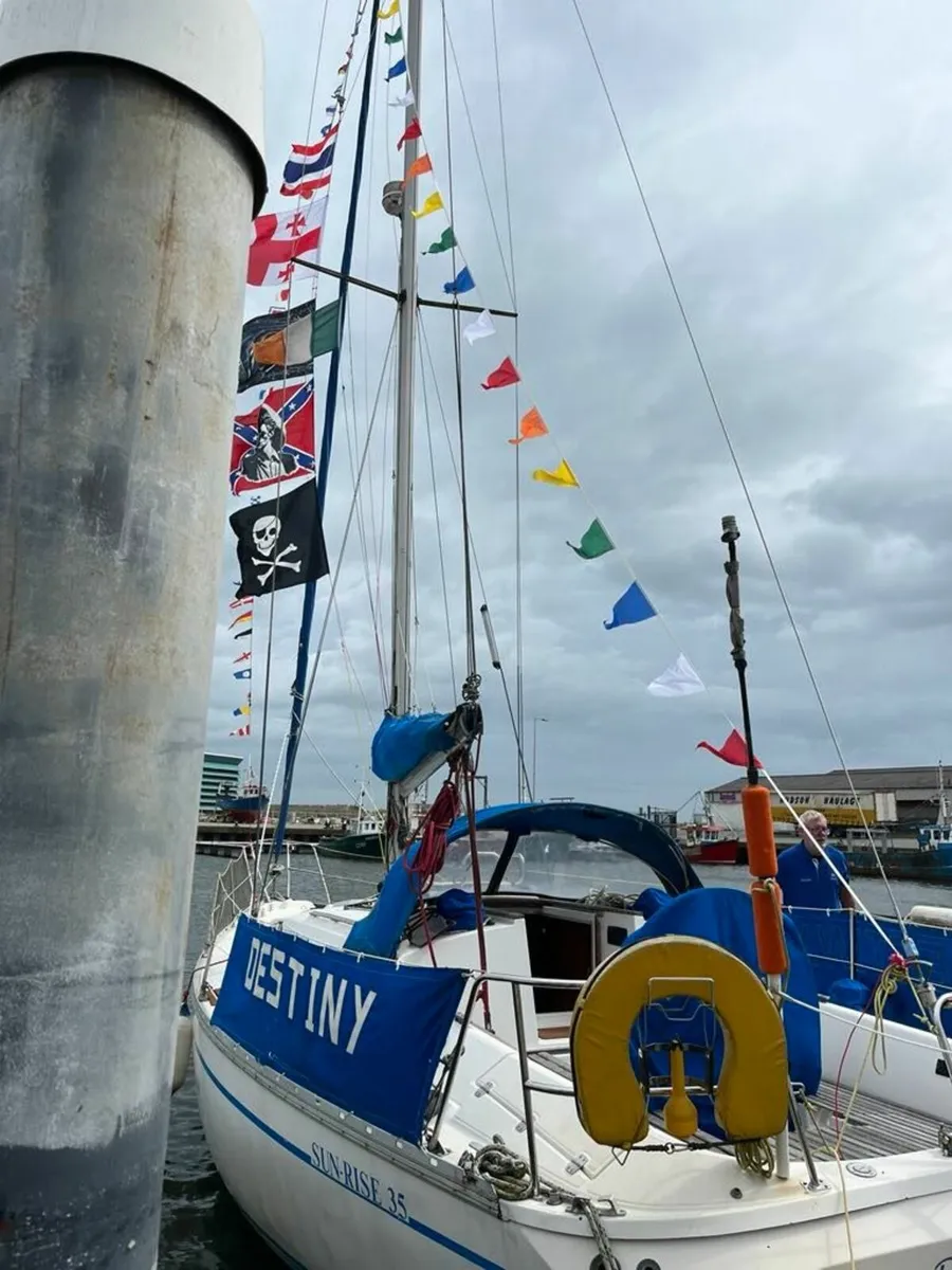 Sailing Boat - Image 2