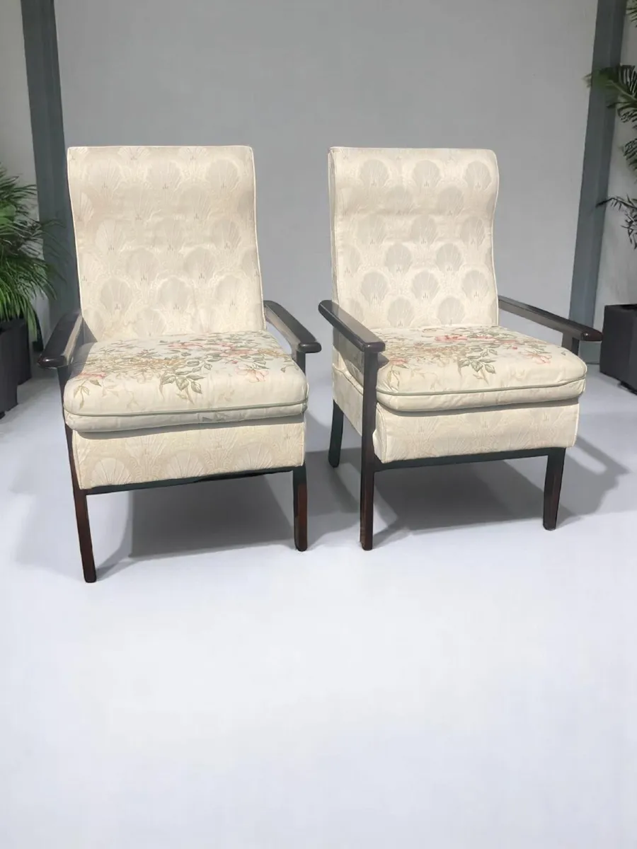 Fireside Chairs x 2 - Vintage. - Image 3