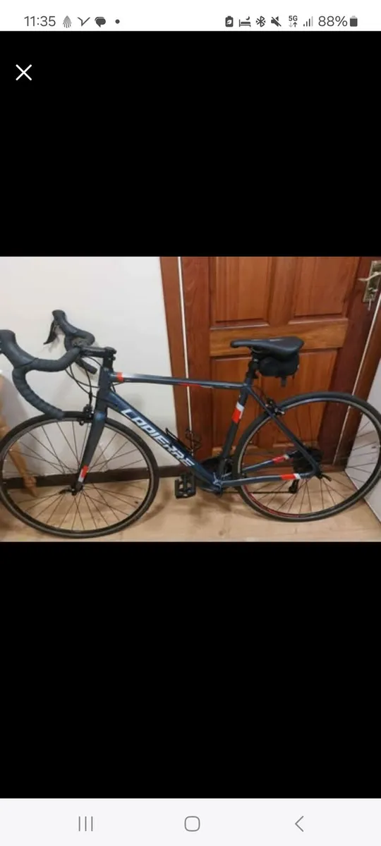 Road Bike Like New - Frame Size M - Image 1