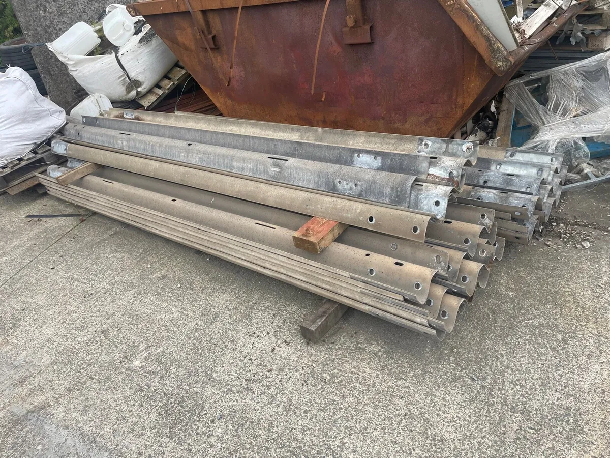 Crash Barriers - Image 2