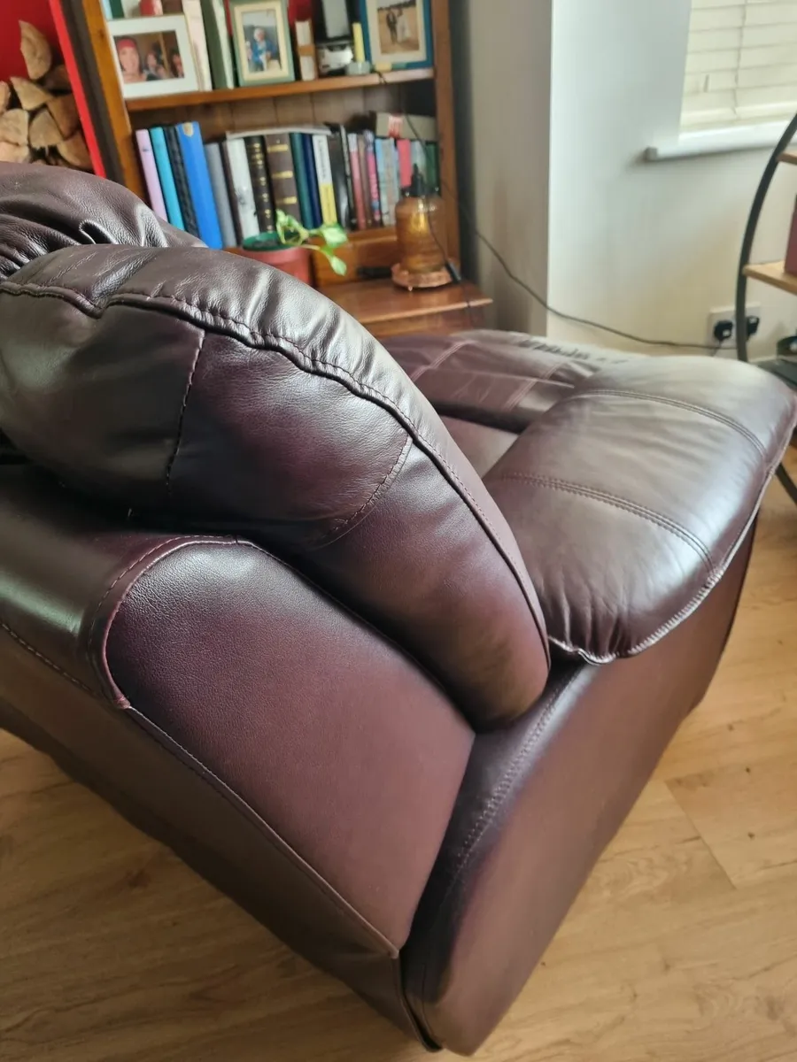 Recliner Armchair- Manual - Image 3