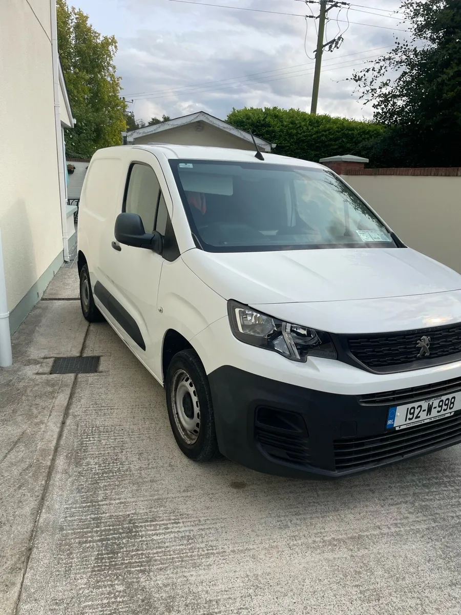 Peugeot partner low km - Image 2