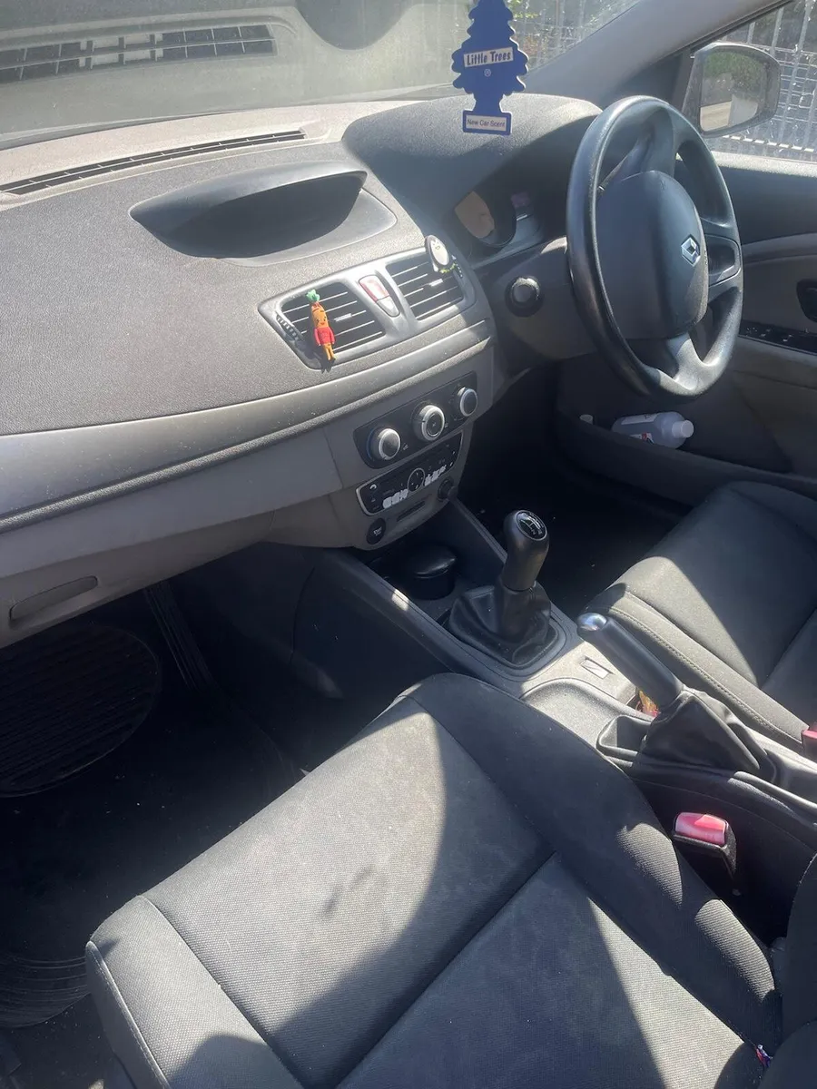 Renault Megane 2010 - Image 4