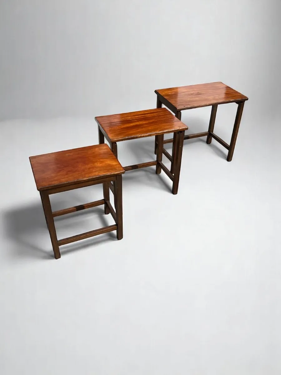Nest of Tables - Antique - Mahogany. - Image 1