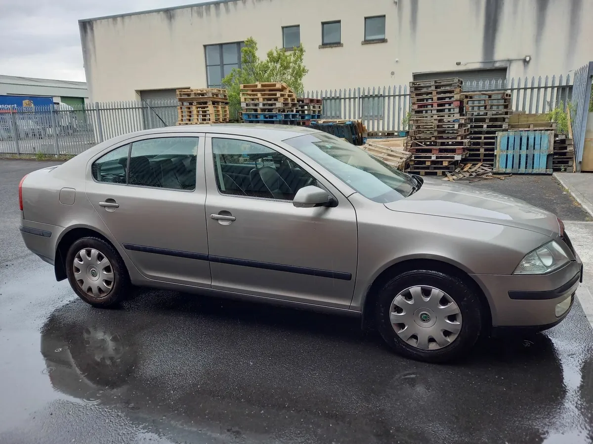 Skoda Octavia 2008 - Image 2