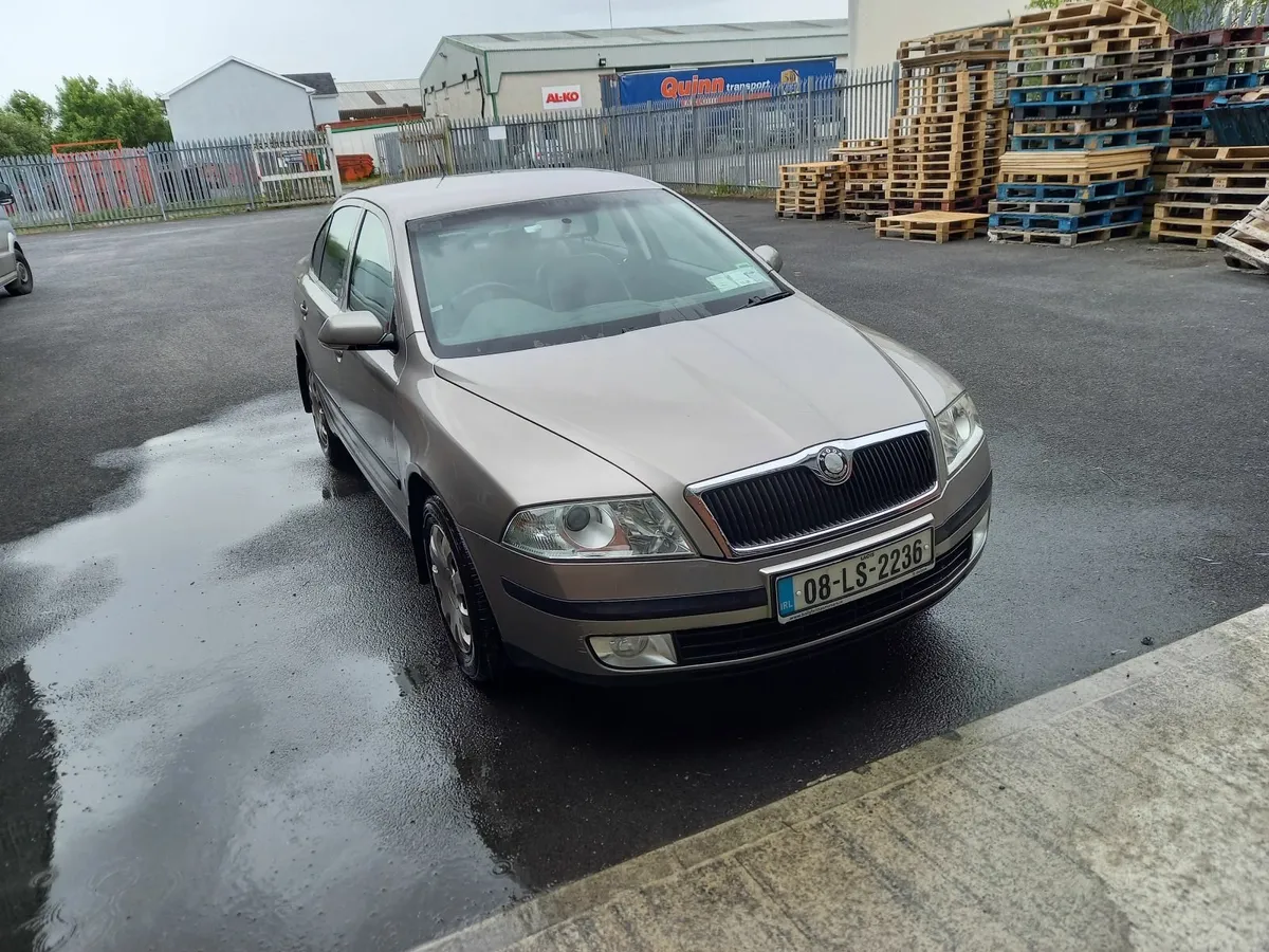 Skoda Octavia 2008 - Image 1