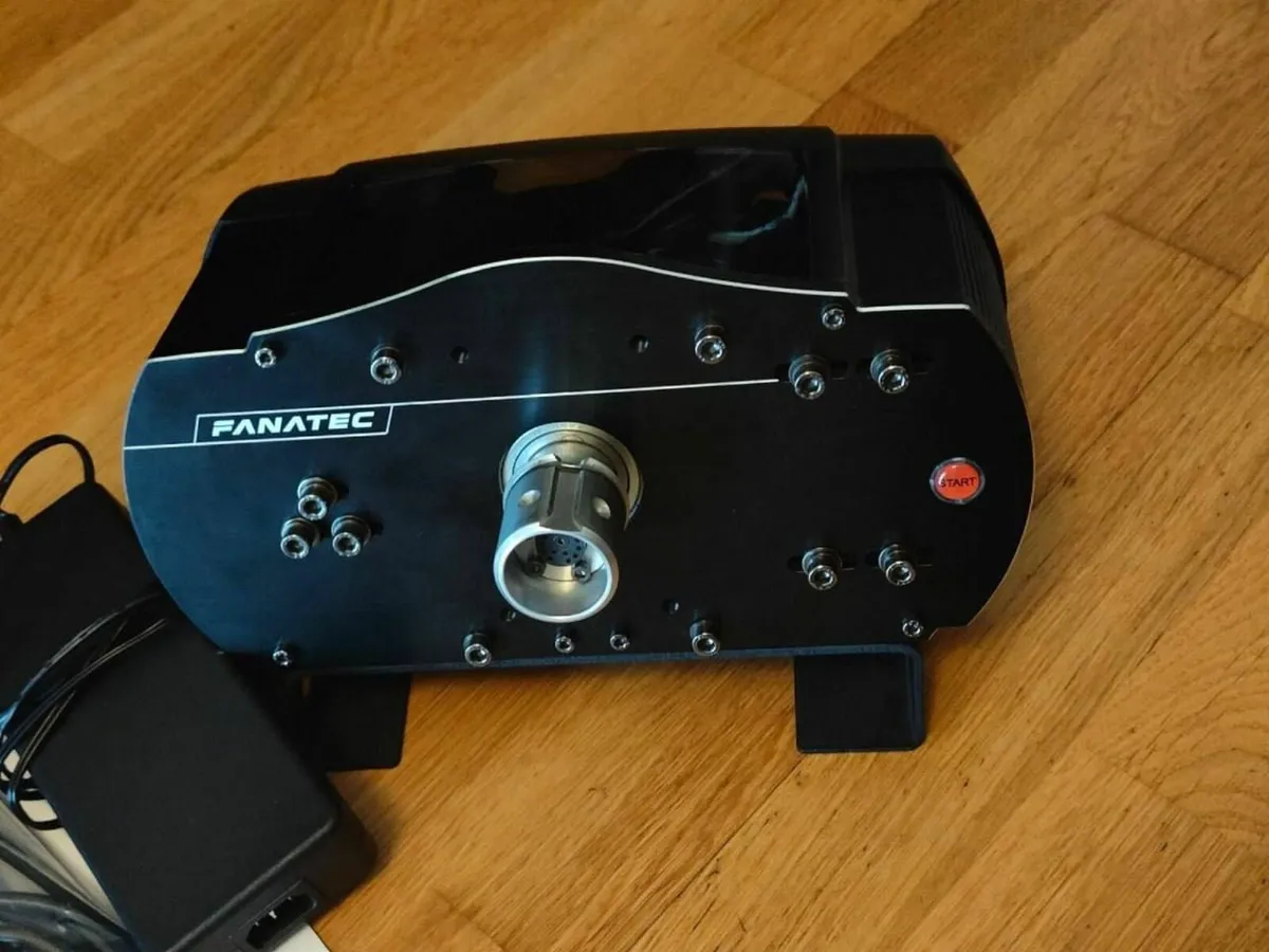 Fanatec ClubSport Wheel Base V2.5 - Image 3