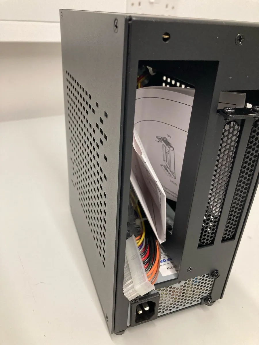 ITX case with 250W PSU - Image 3
