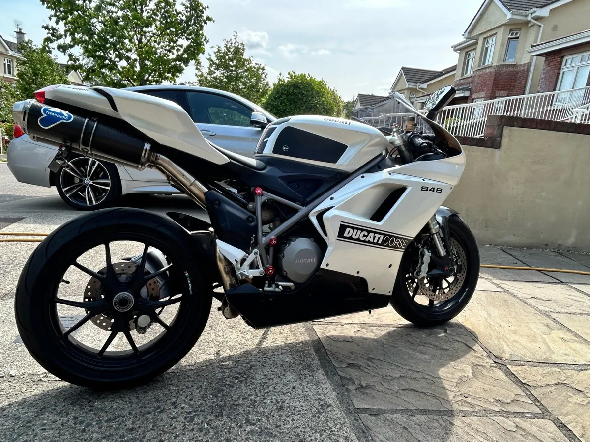 Ducati 848 - Image 1