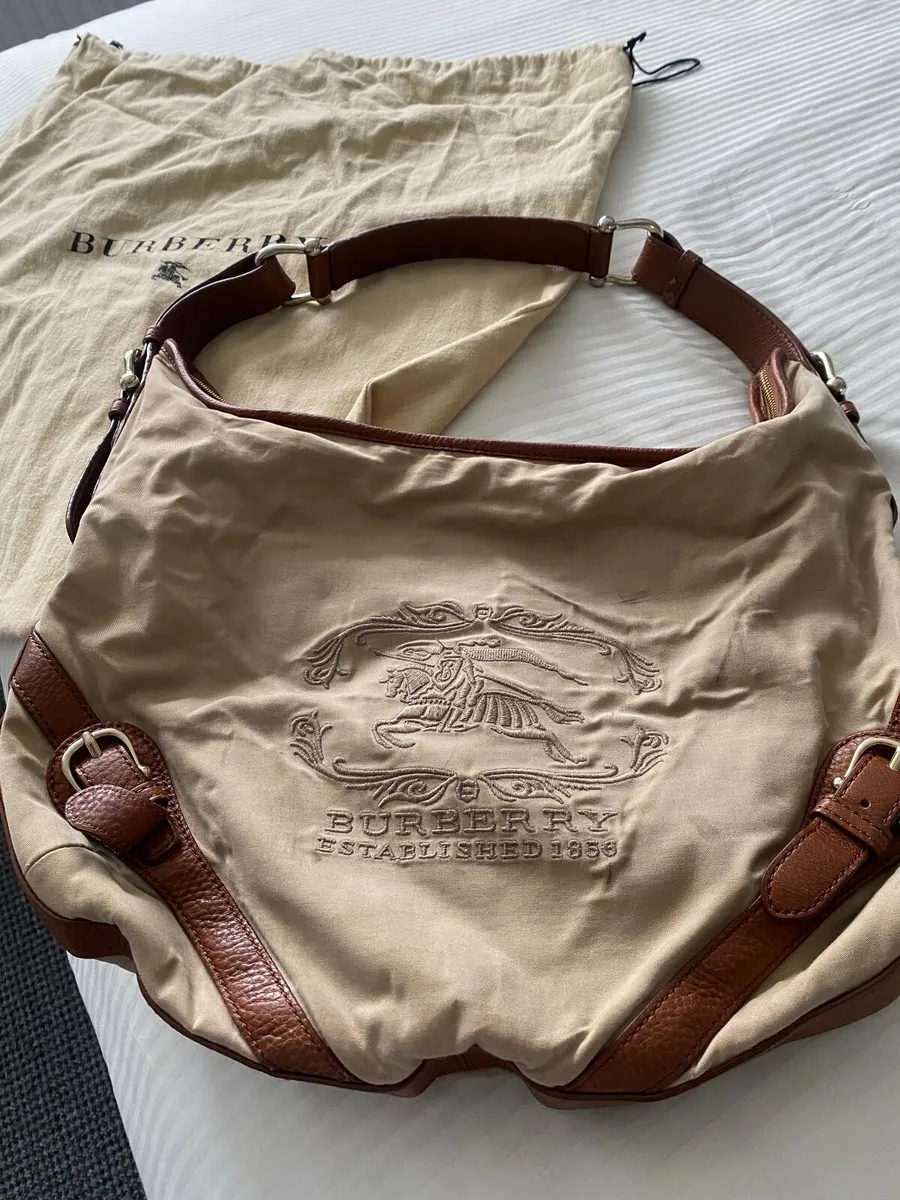 Burberry Saddle Bag - Image 2