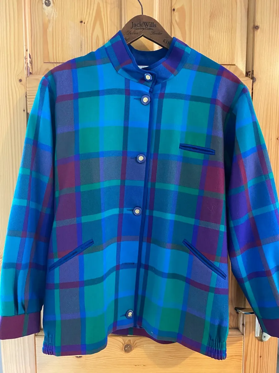 AVOCA COATS JOB LOT. HALF PRICE, CONDITION NEW - Image 4