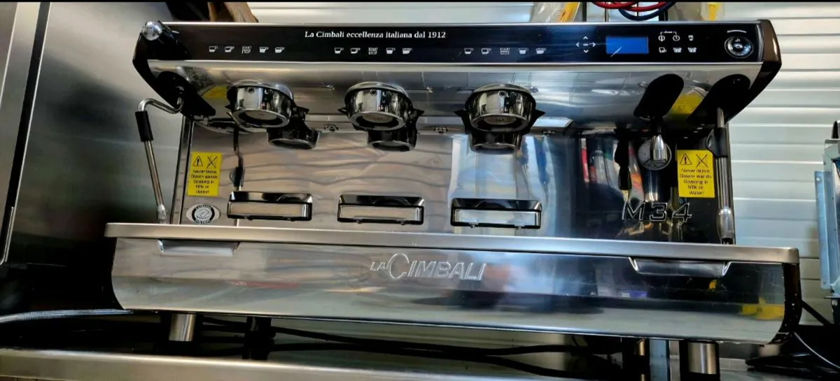La Cimbali M34 coffee machine - Image 4