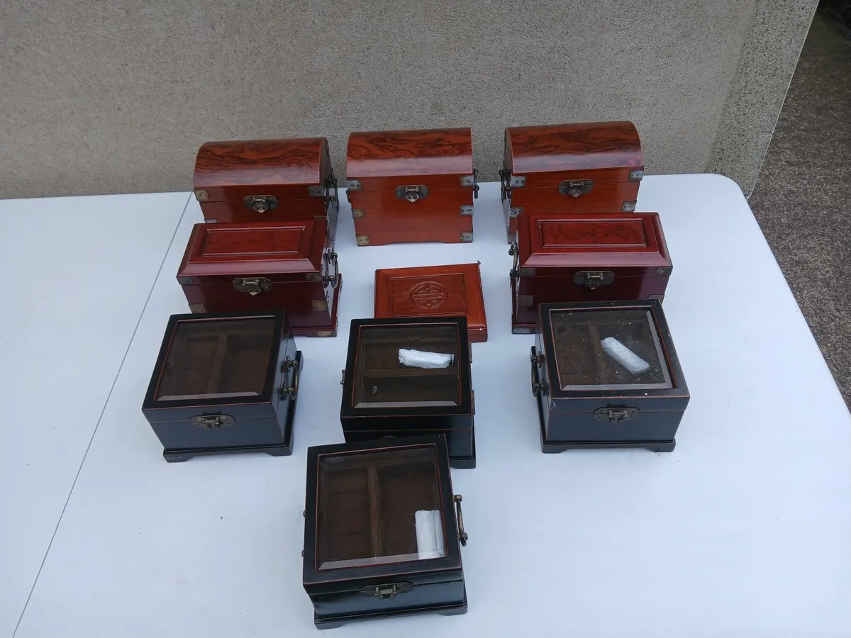 10 Jewelry Boxes for sale (job lot) - Image 1