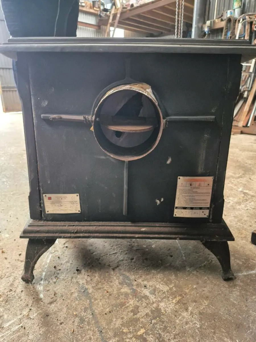 Solid fuel stove - Image 3