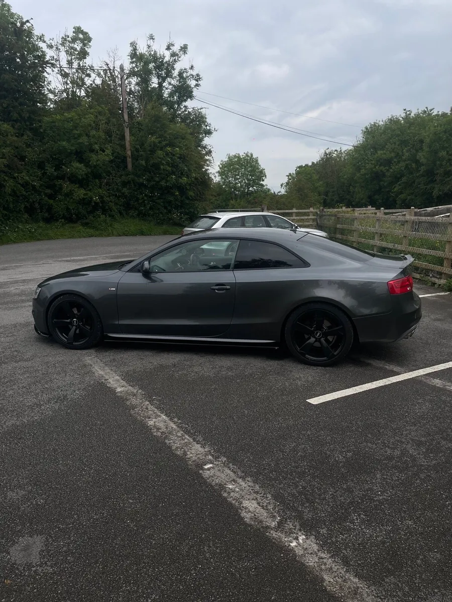 Audi A5 s-line black edition - Image 4