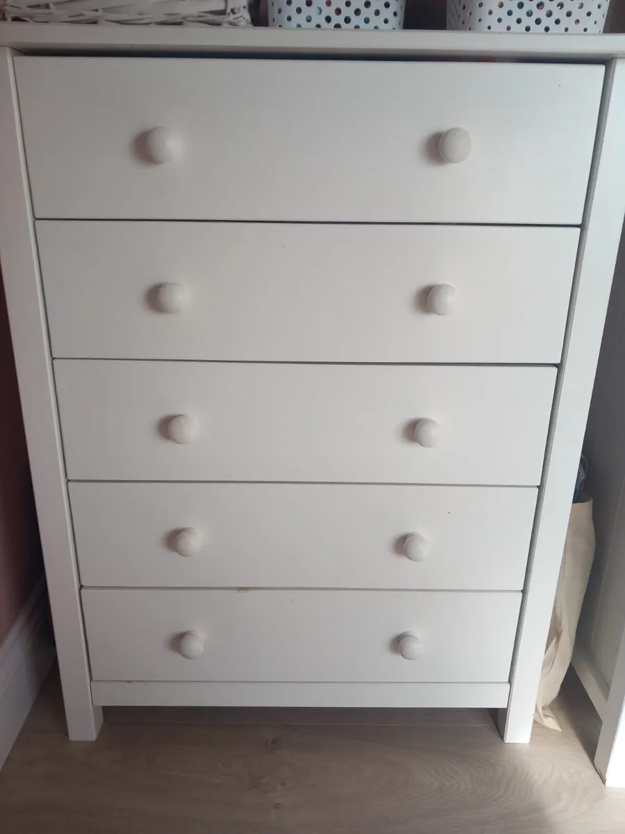 Wardrobe  & chest of drawers - Image 1