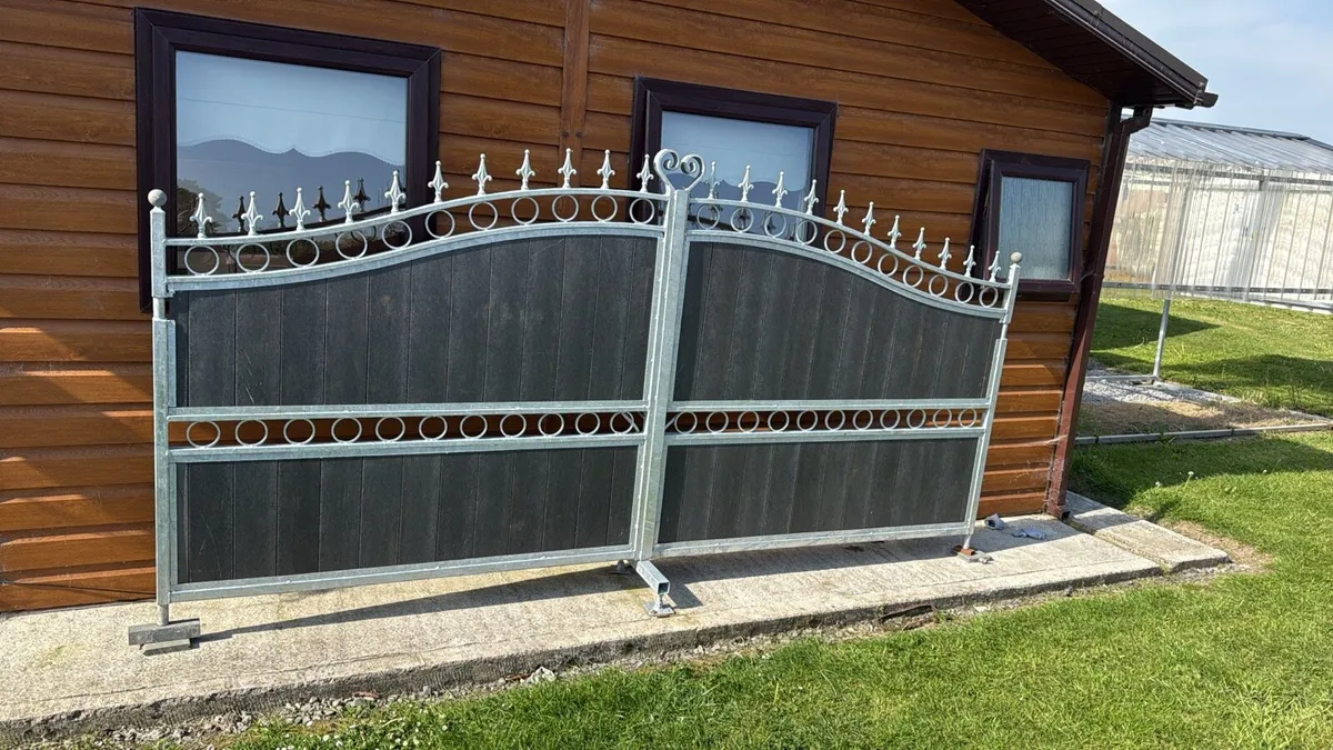 SOLID COMPOSITE INFILL GATES , FULLY GALVANSIED - Image 2