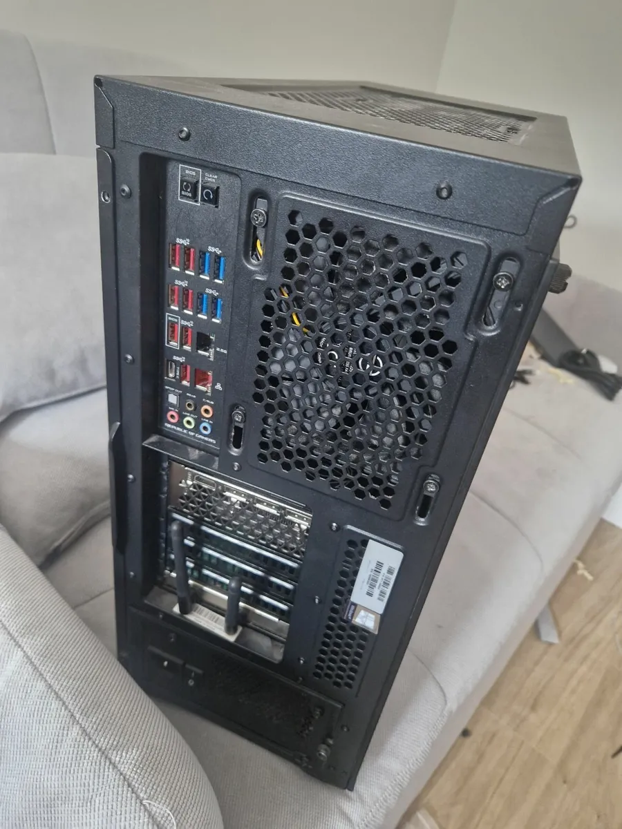 Desktop PC - Image 4