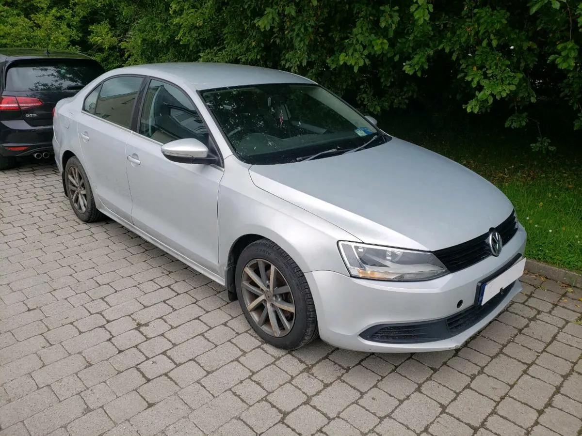 2012 Volkswagen Jetta 1.6 TDI Breaking - Image 1