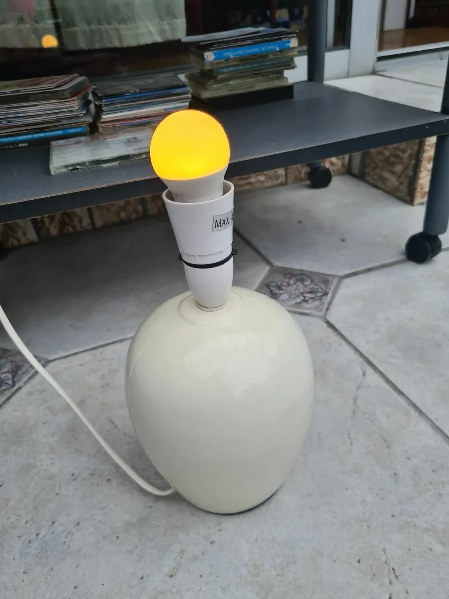 2x Lamps - Image 2