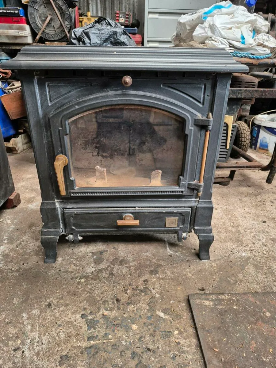 Nester Martin Stove for sale - Image 1