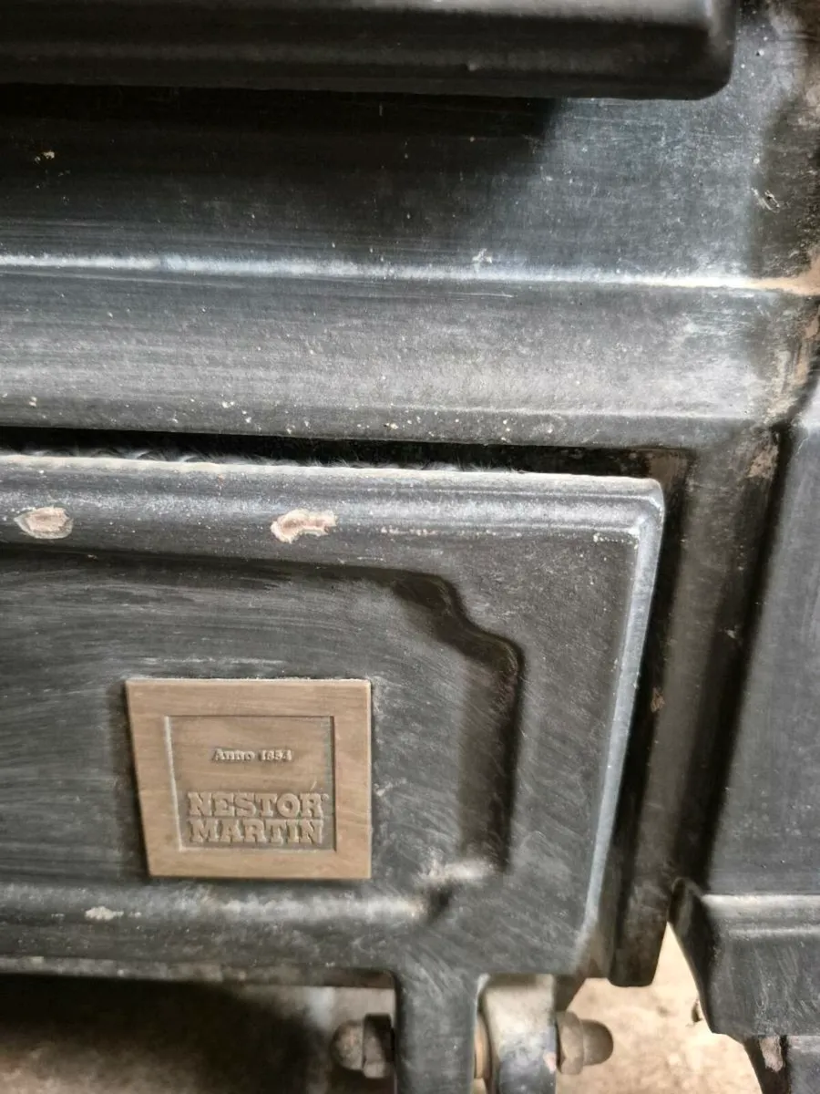 Nester Martin Stove for sale - Image 3