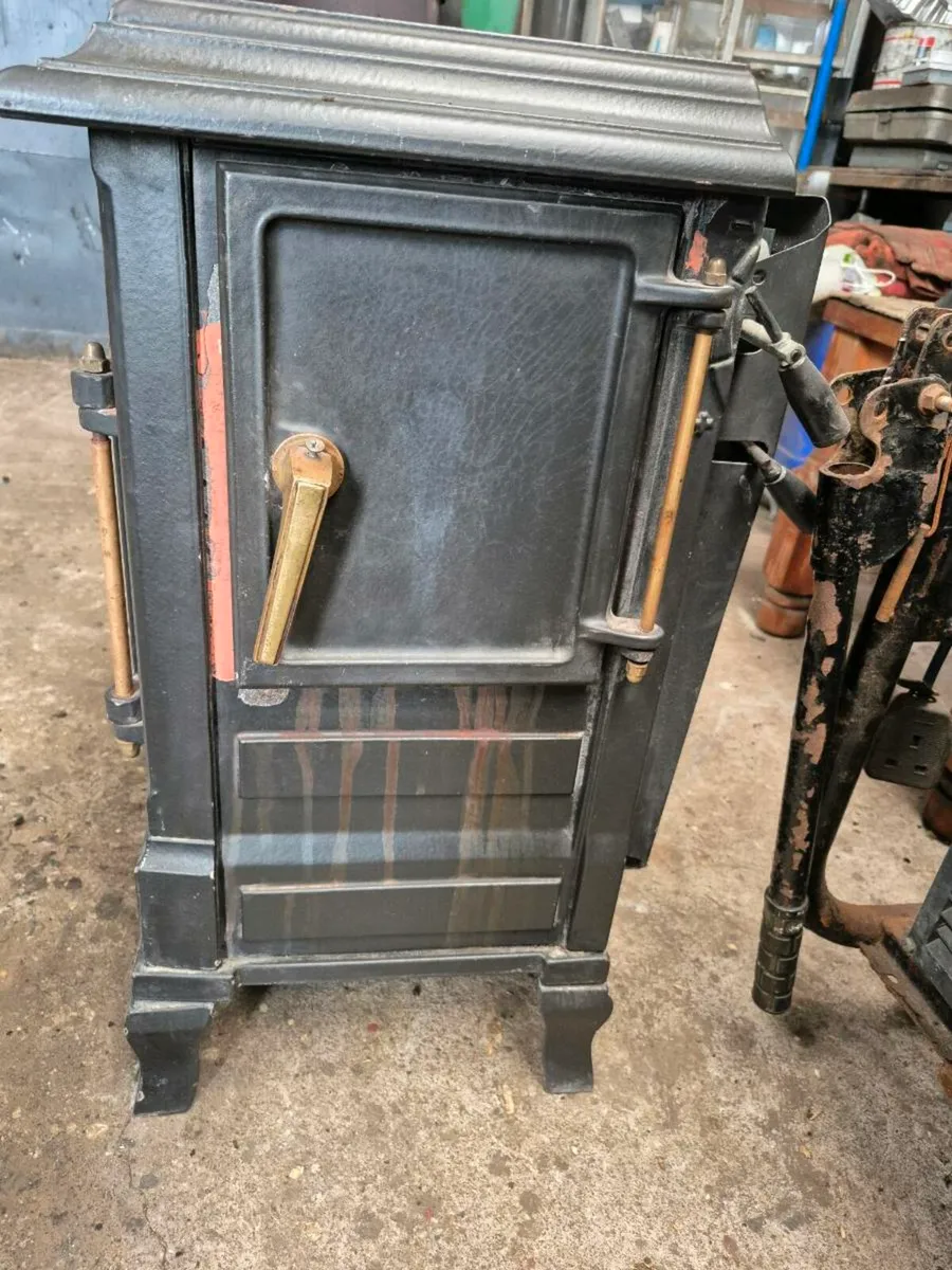 Nester Martin Stove for sale - Image 4