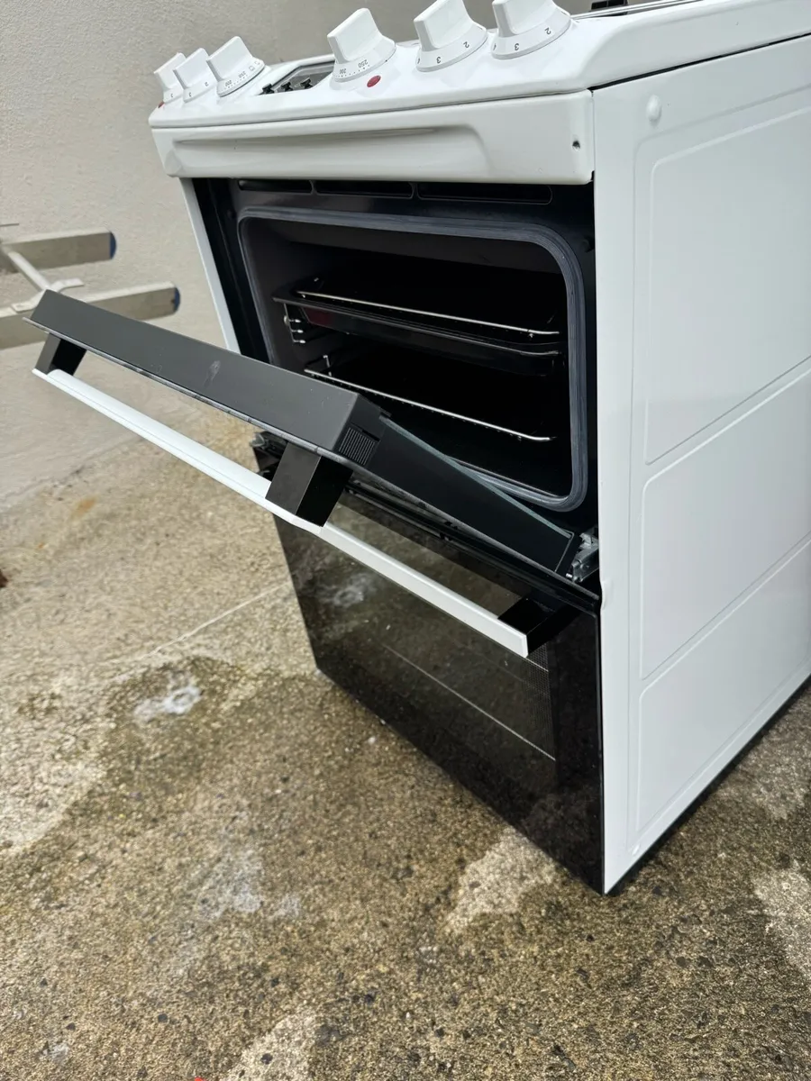 Zanussi Electric cooker - Image 2