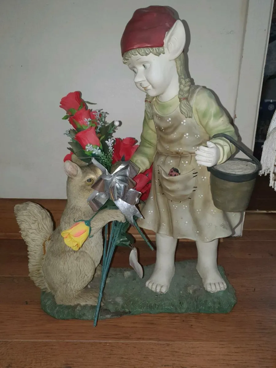 ORNAMENTS - Image 1
