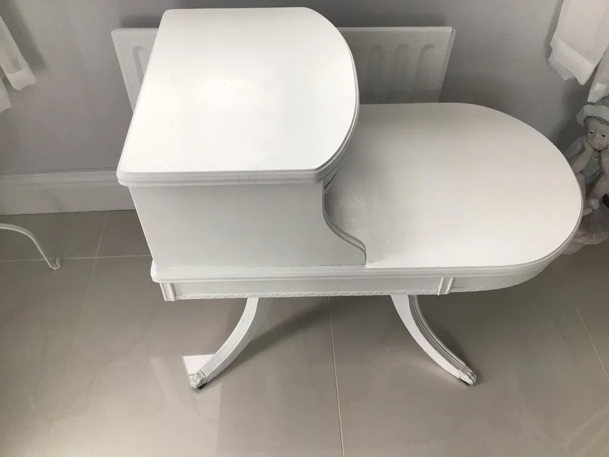Small table - Image 2
