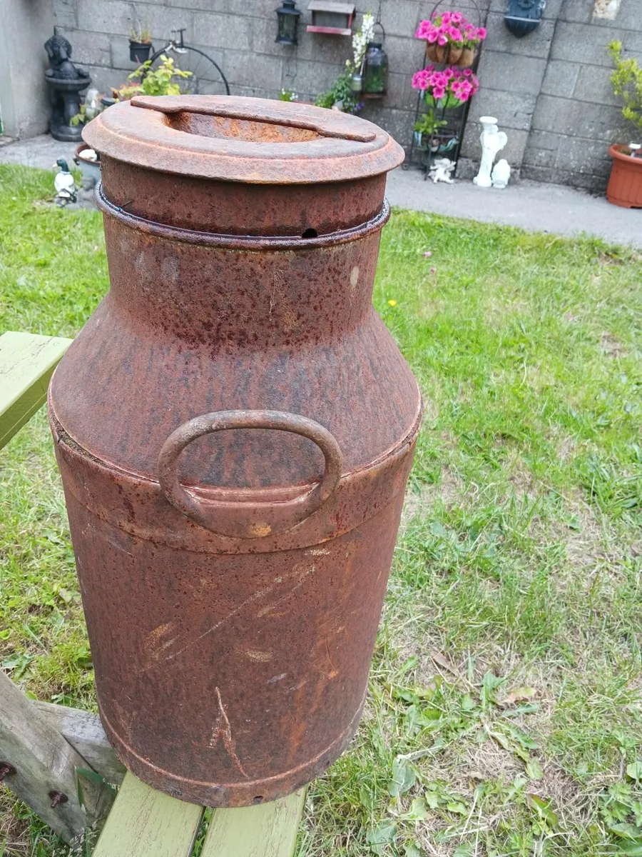 Vintage milk churn - Image 3