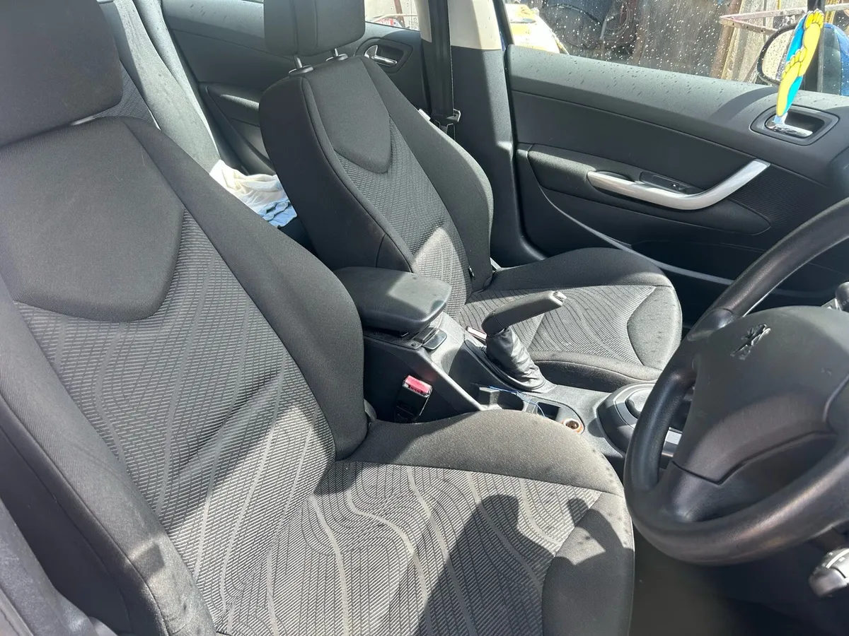 Peugeot 308 ST - Image 4