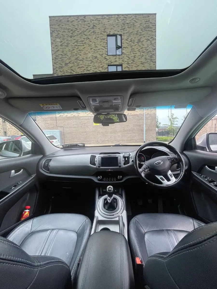 2015 Kia Sportage Platinum Spec SUV - Image 4