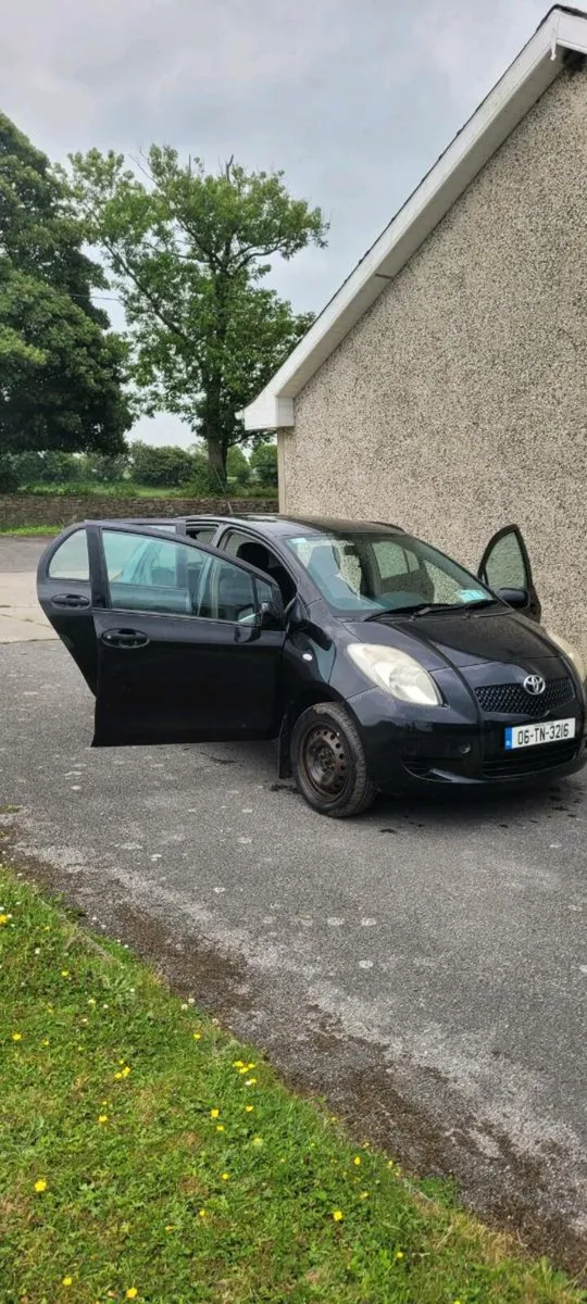 Toyota yaris - Image 3
