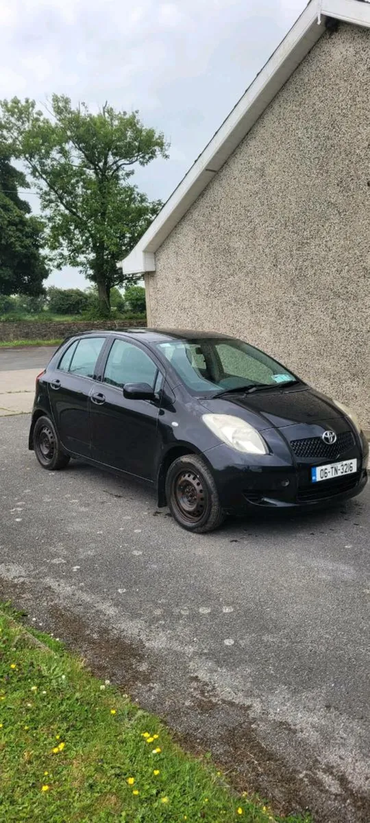 Toyota yaris - Image 1