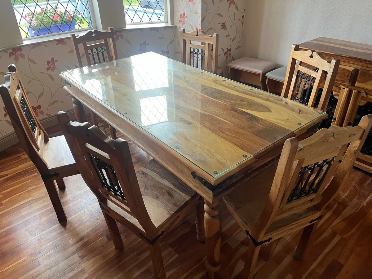 Wooden Table and chairs - Image 3