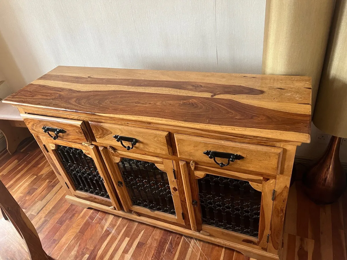 Wooden Table and chairs - Image 4