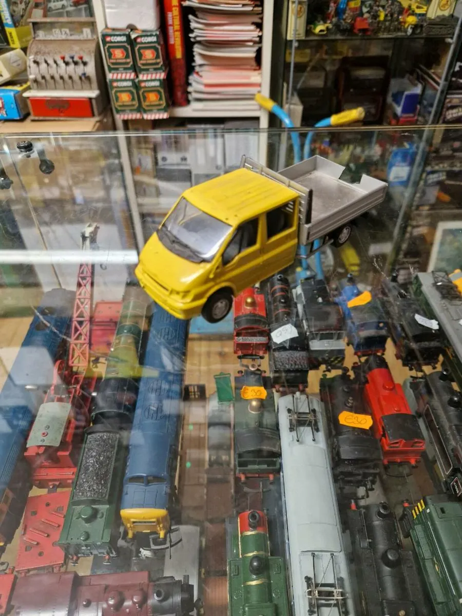 Corgi Minichamps Ford Transit Van - Image 1
