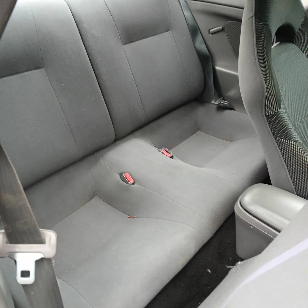 Toyota Celica 2000 - Image 2