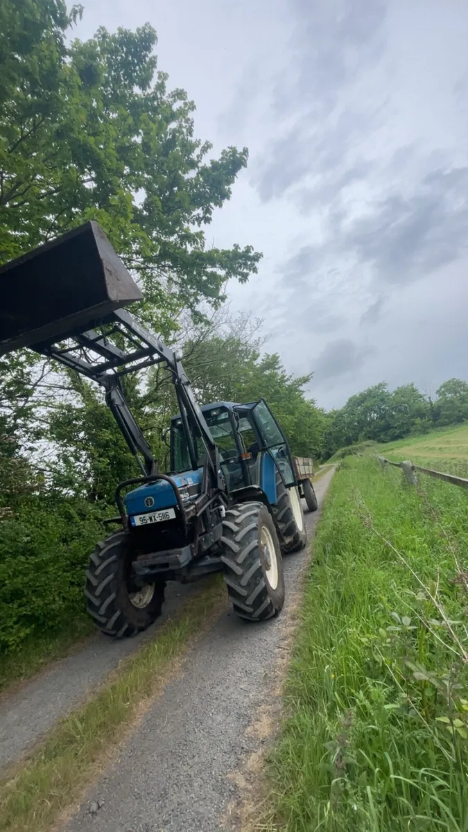 Ford 7840 & Loader + Attachments - Image 1