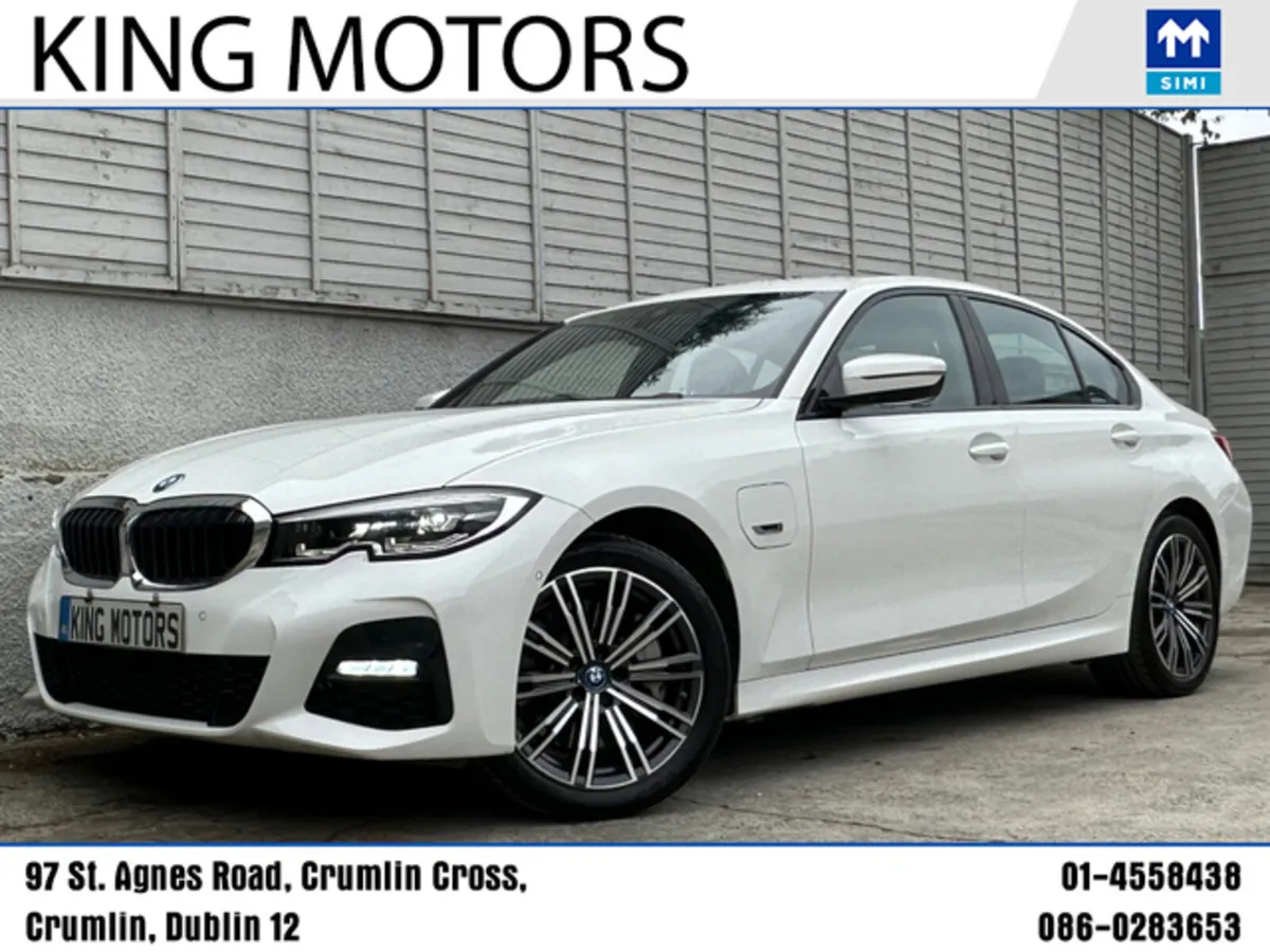 BMW 3-Series 2022 / 330 e M SPORT AUTO PHEV - Image 4