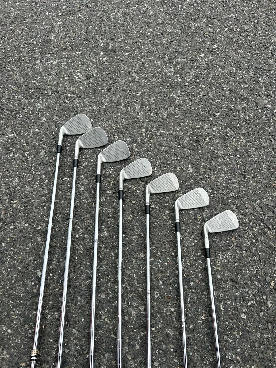 Titleist 755 irons - Image 2