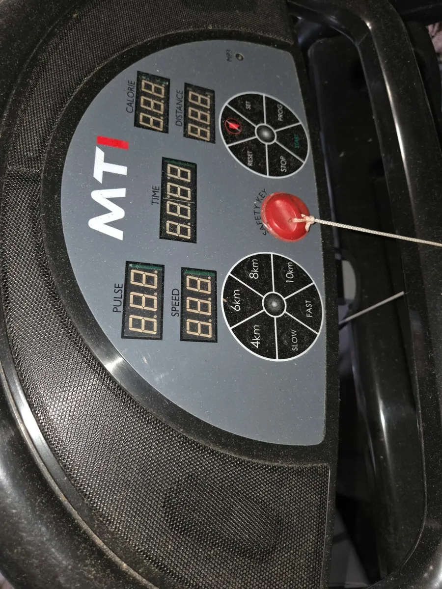 Treadmill - Image 3