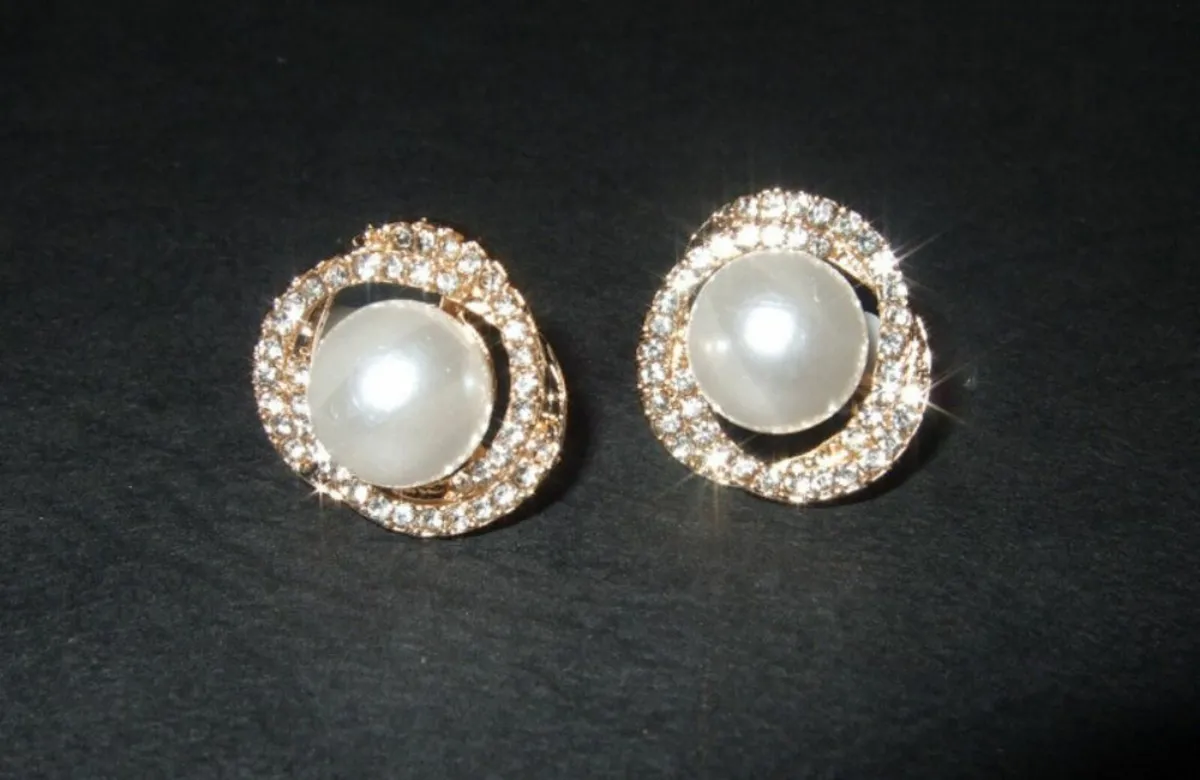 Harrods Ex-Display Clip-On Earrings - Image 2